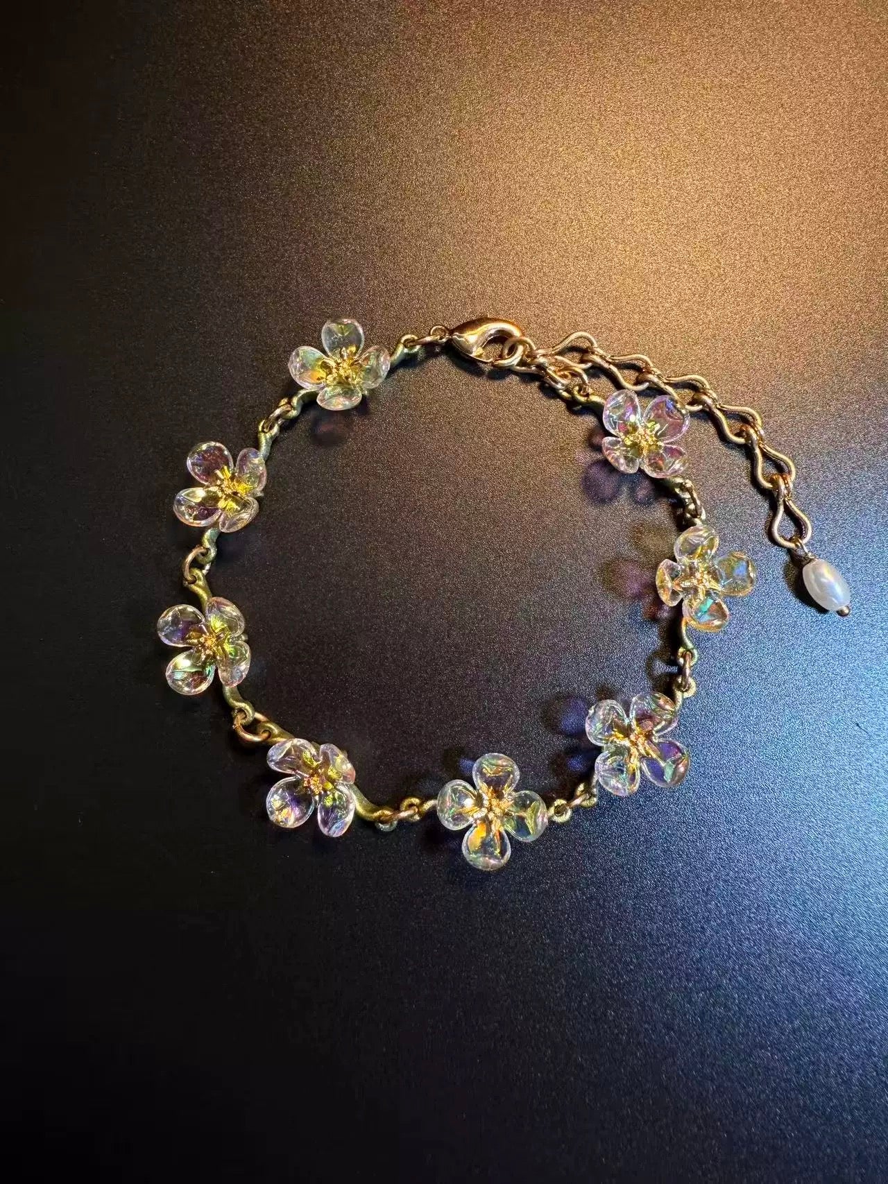 ヴィンテージ古着 Sunlit Petal 優しいデイジーのパールブレスレット ニッチなアクセサリー
