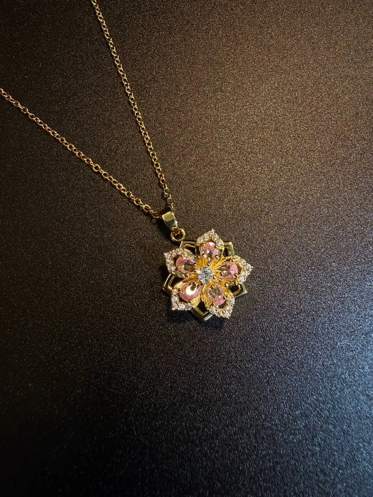 NewVintage ヴィンテージ Celestial Blossom 回転式ネックレス