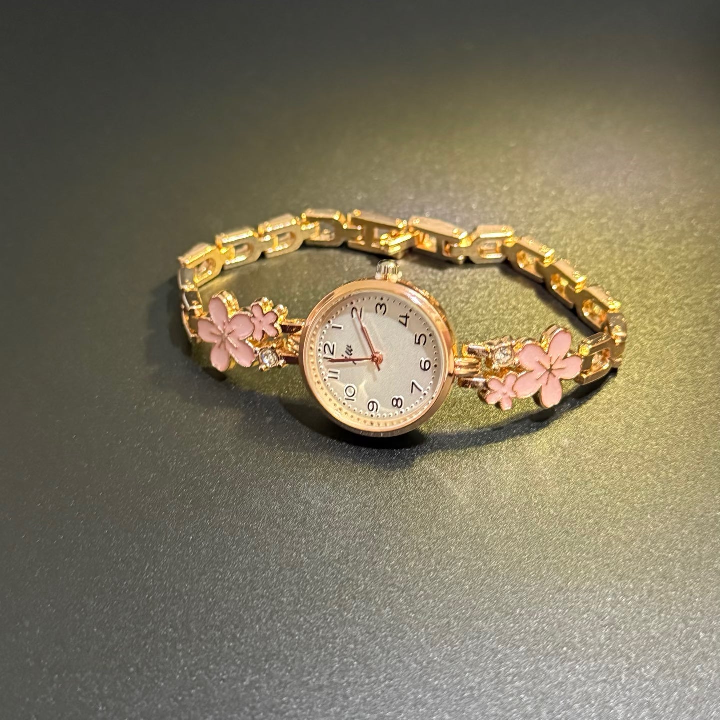 ヴィンテージ古着スタイル【Blossom｜桜が舞い降りる腕元】ウォッチ