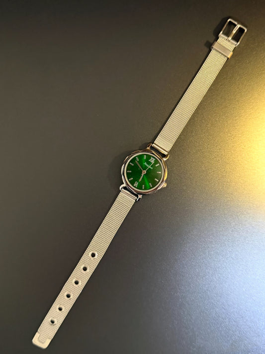 ヴィンテージ古着スタイル【Verdant｜手のひらに春の山】ウォッチ