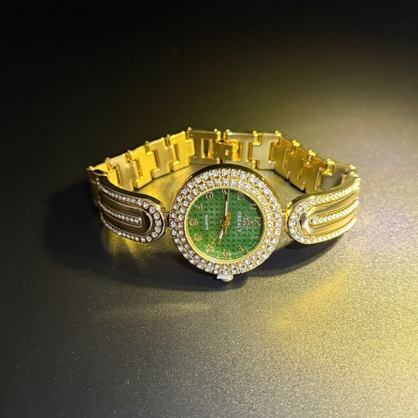 ヴィンテージ古着スタイル【Green｜金の枝が翠を巡る時】ウォッチ