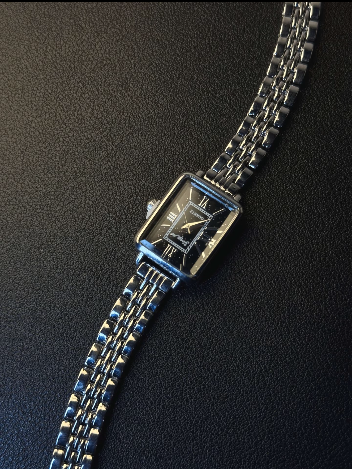 Vintage Style｜Lux Noctis｜青の一瞬を刻む腕時計
