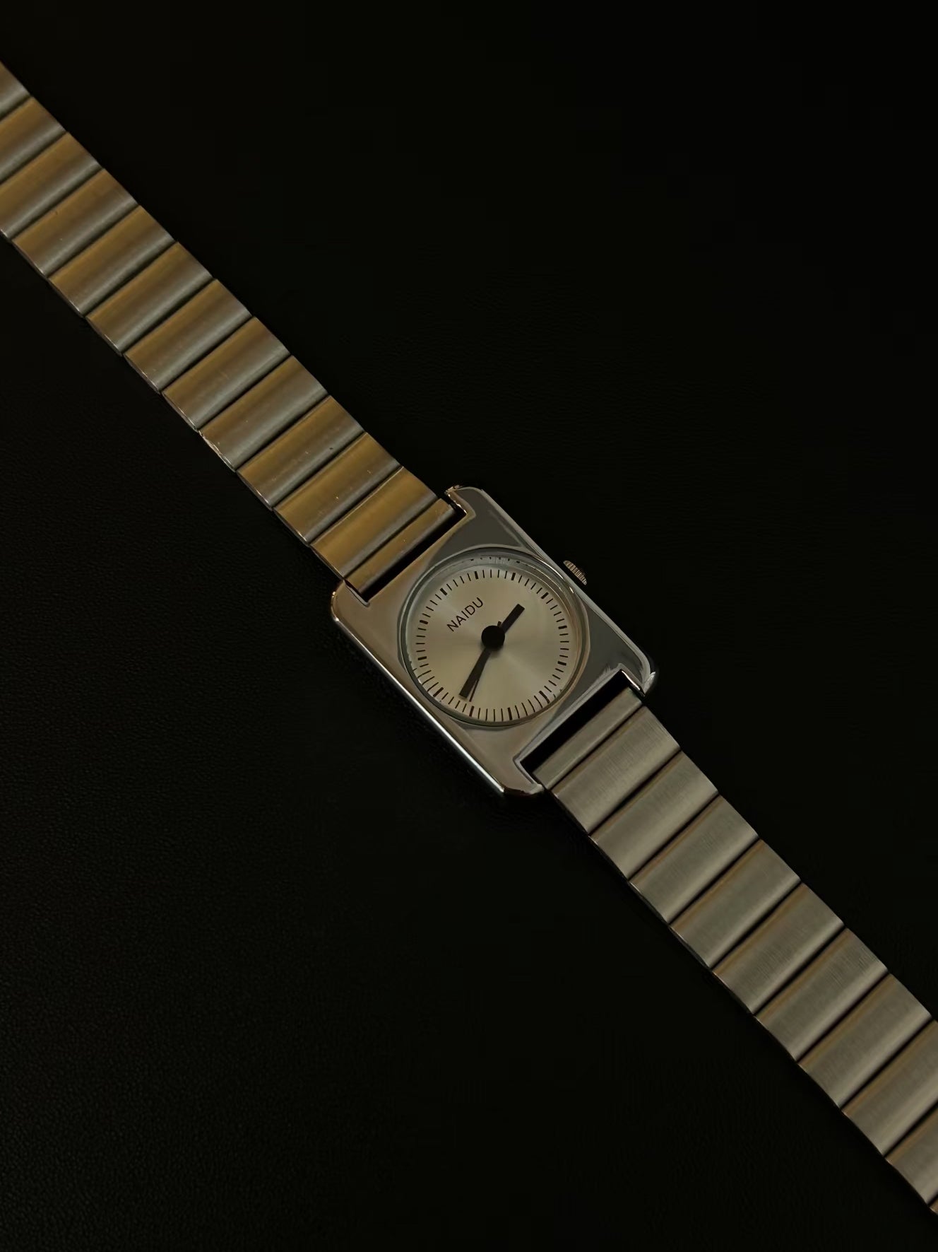 Vintage 古着｜白方の時序・腕時計
