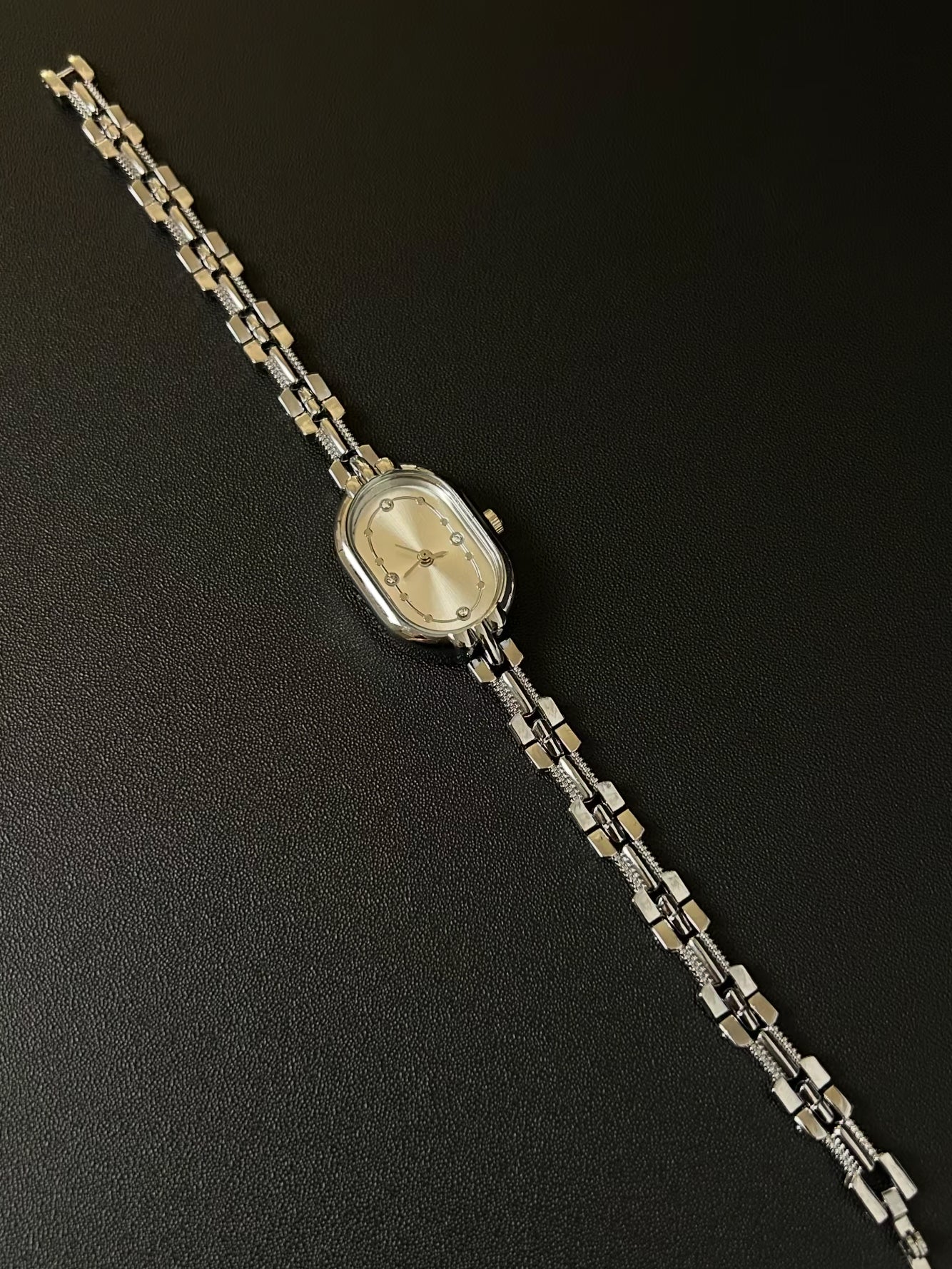 Vintage 古着｜素銀の時光・ブレスレットウォッチ