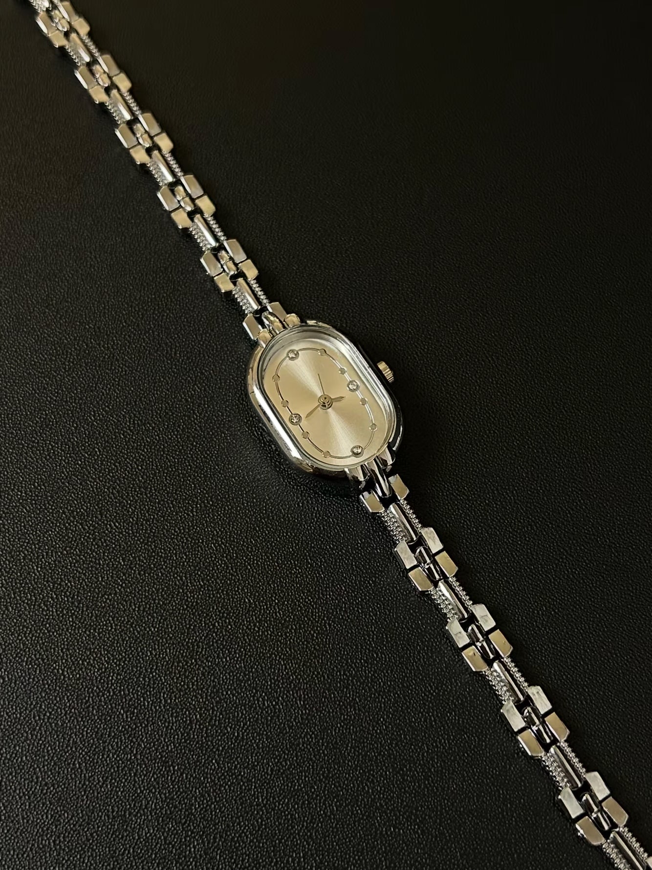 Vintage 古着｜素銀の時光・ブレスレットウォッチ