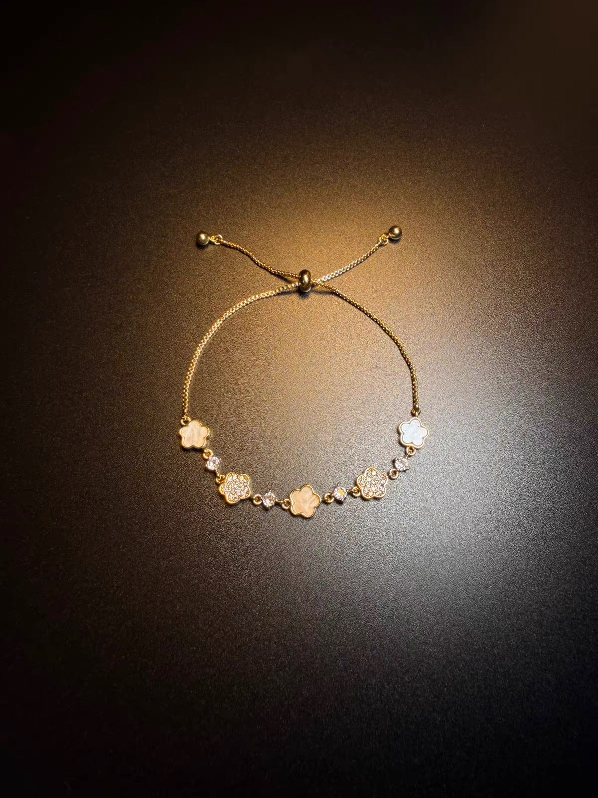 古着風ヴィンテージ「Pearl Clover」アクセサリー