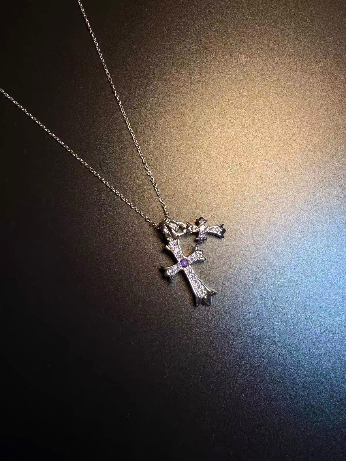 New Vintage 古着風「Dusk Crux」ネックレス