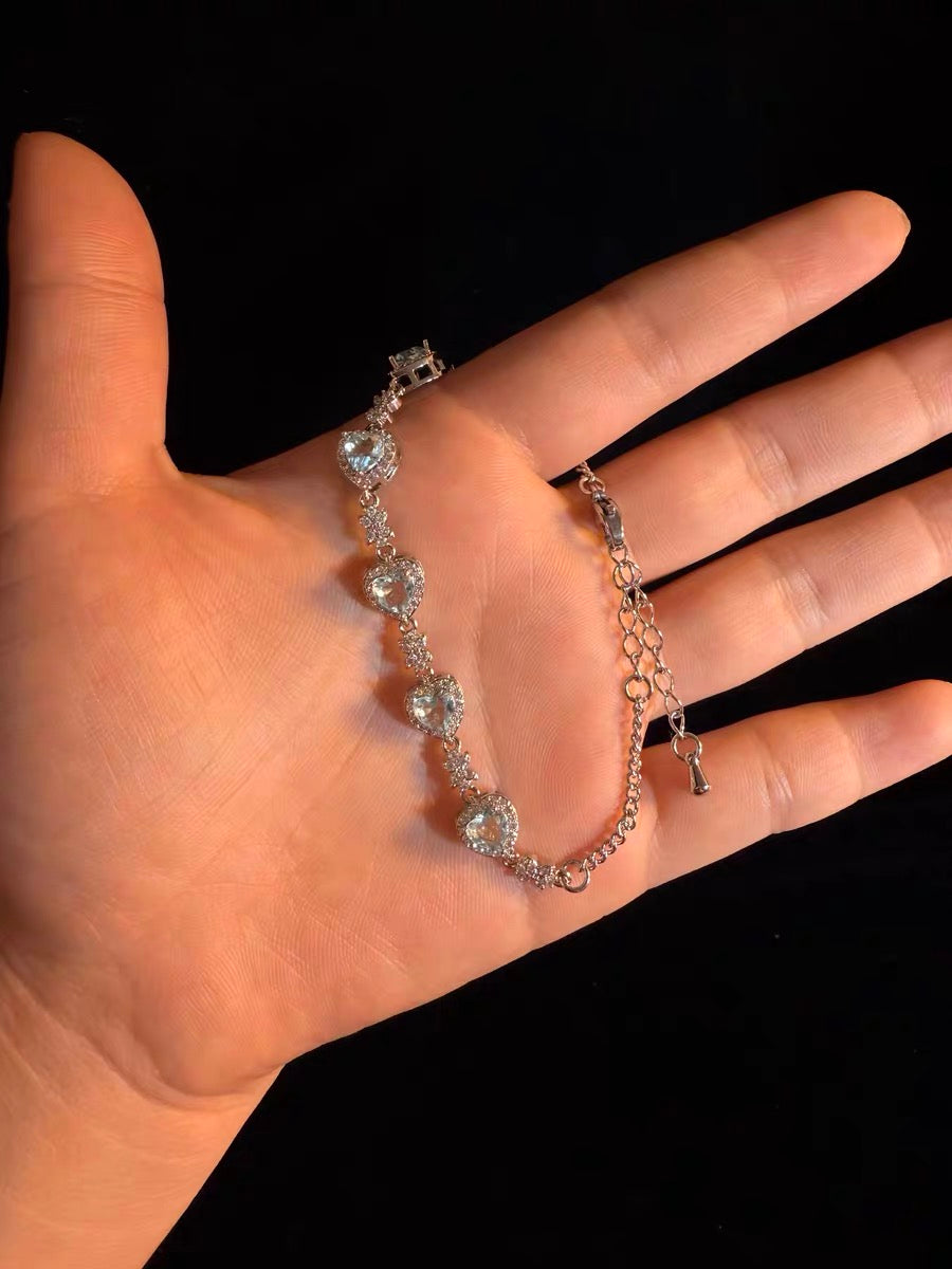 ヴィンテージ古着 アイスブルー・ラブ ブルー・ジルコニア ハートブレスレット 個性的な優しいアクセサリー